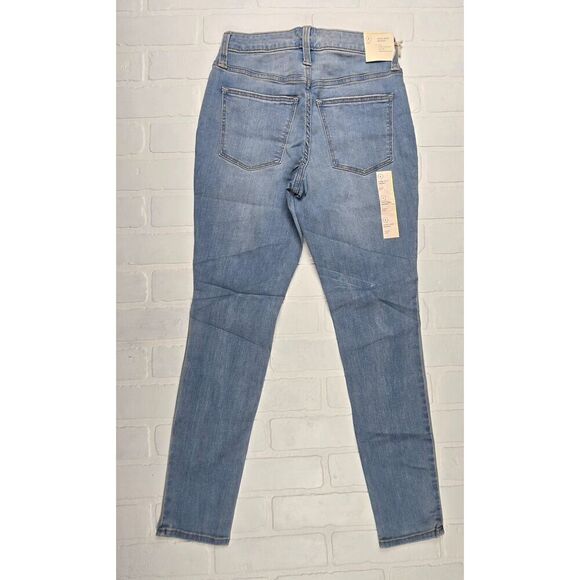 Universal Thread  Light Wash High Rise Skinny Jeans Size 0 - Picture 2 of 3